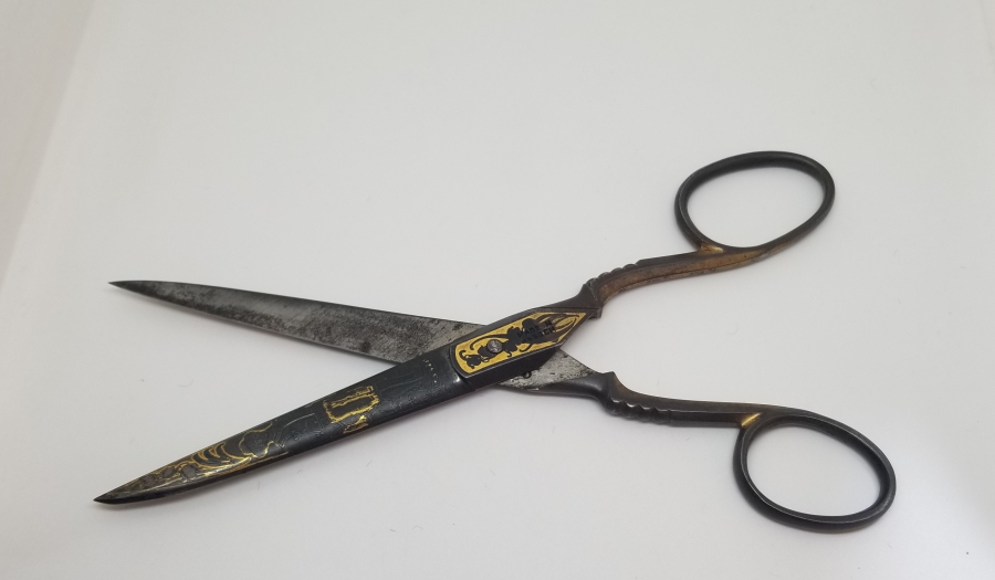 KABARTMA İŞÇİLİKLİ VE ALTIN VERMEYLİ OSMANLI DÖNEMİ NADİR TERZİ MAKASI