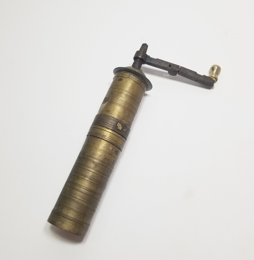 OSMANLI DÖNEMİ USTA DAMGALI VE HİLALLİ KAHVE DEĞİRMENİ