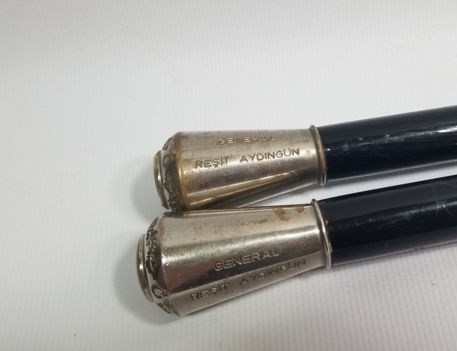 TÜRK SİLAHLI KUVVETLERİNİN İLK VE EN ÖNEMLİ DAĞCI KOMANDOLARINDAN GENERAL REŞİT AYDINGÜN'E AİT BASTON VE HARİTA ÇUBUĞU