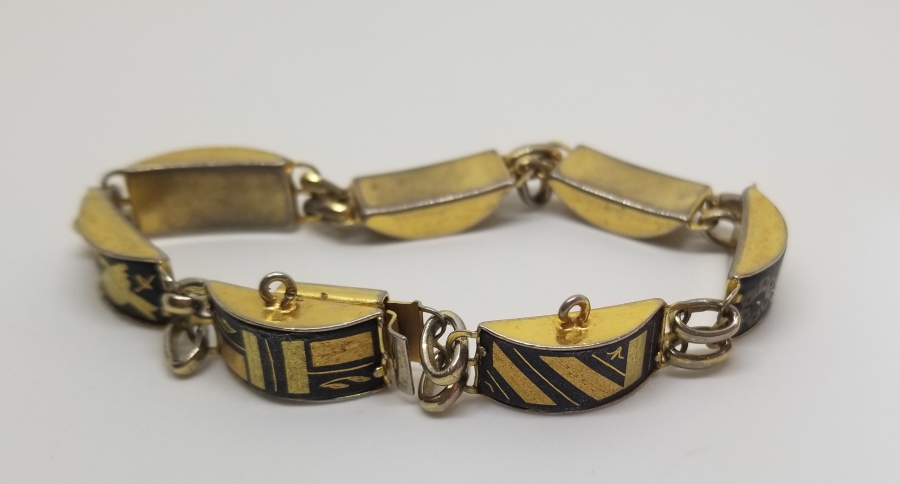 ALTIN ÇAKMA İŞÇİLİKLİ ÖZEL YAPIM TOLEDO BİLEKLİK