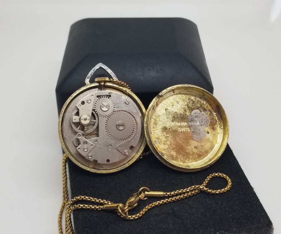 ALTIN KAPLAMA ANTİKA KURMALI KOLYE SAAT