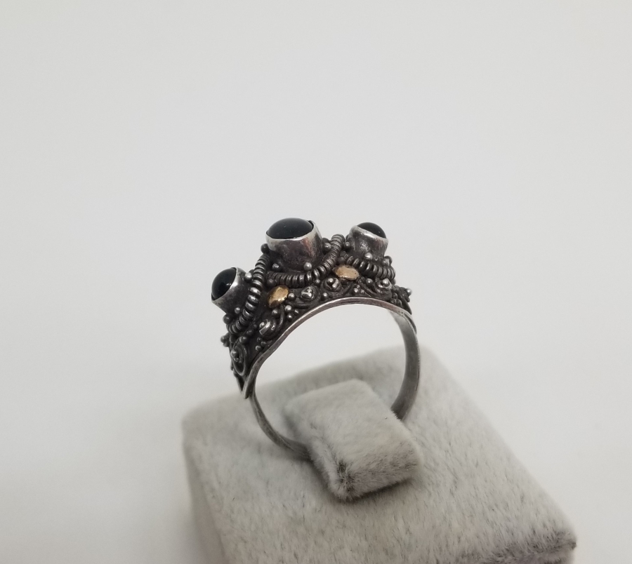 ALTIN VE GÜMÜŞ İŞÇİLİKLİ ÖZEL YAPIM YÜZÜK