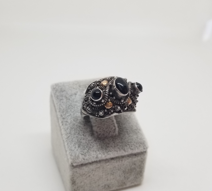 ALTIN VE GÜMÜŞ İŞÇİLİKLİ ÖZEL YAPIM YÜZÜK