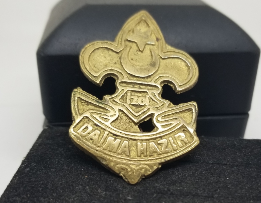 CUMHURİYET BAŞLARI YÜKSEK KONDİSYONDA NADİR İZCİ ŞAPKA KOKARTI