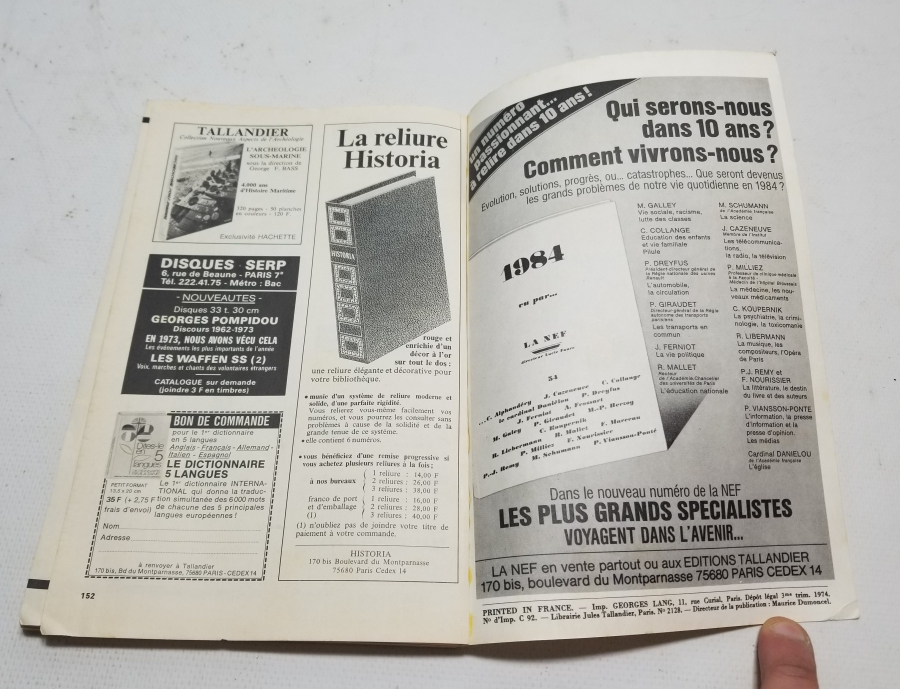 NAZİLER KONULU HISTORIA İSİMLİ ANTİKA DERGİ