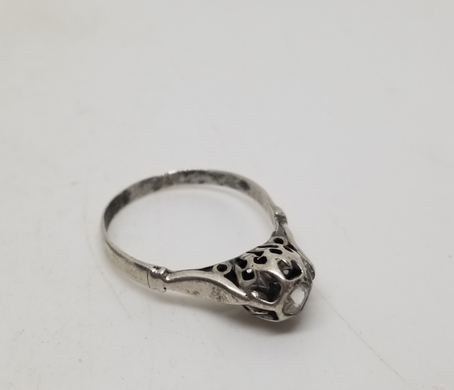 OSMANLI DÖNEMİ GÜMÜŞ MONTÜRLÜ ELMAS TEKTAŞ YÜZÜK