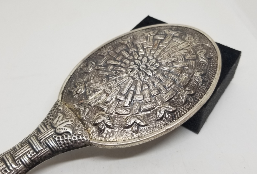 KABARTMA İŞÇİLİKLİ ANTİKA GÜMÜŞ EL AYNASI