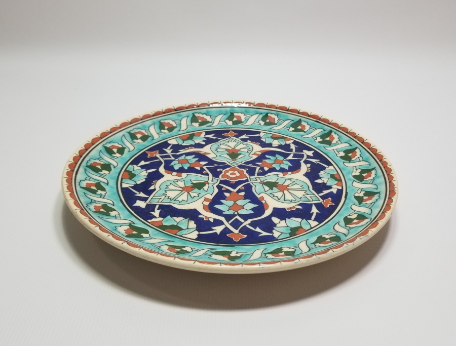 ÜZERİ KARANFİLLİ EL BOYAMA ANTİKA KÜTAHYA DUVAR TABAĞI