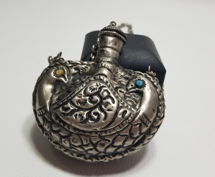 KABARTMA İŞÇİLİKLİ ANTİKA KOKULUK