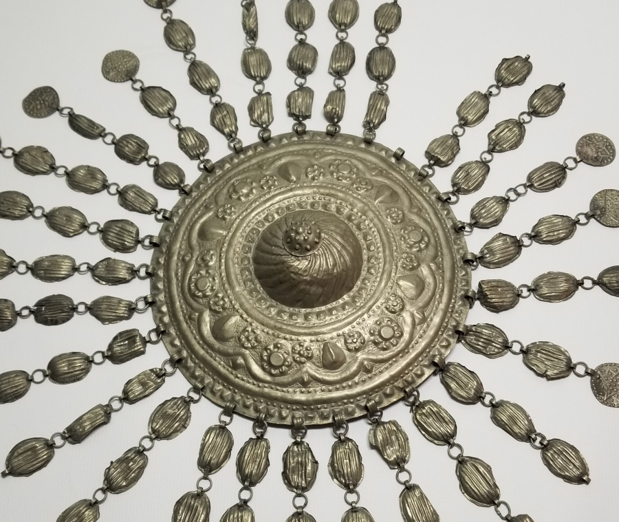 OSMANLI DÖNEMİ KABARTMA İŞÇİLİKLİ BADEMLİ GELİN TEPELİĞİ