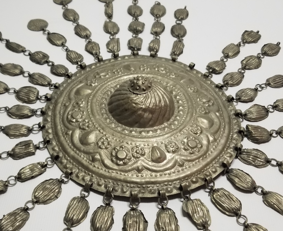 OSMANLI DÖNEMİ KABARTMA İŞÇİLİKLİ BADEMLİ GELİN TEPELİĞİ