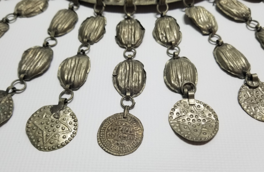 OSMANLI DÖNEMİ KABARTMA İŞÇİLİKLİ BADEMLİ GELİN TEPELİĞİ