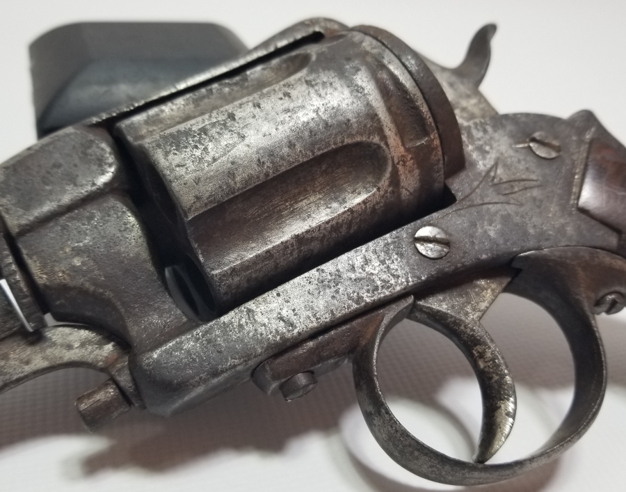 OSMANLI DÖNEMİ KEMİK SAPLI KARADAĞLI SUBAY TABANCASI