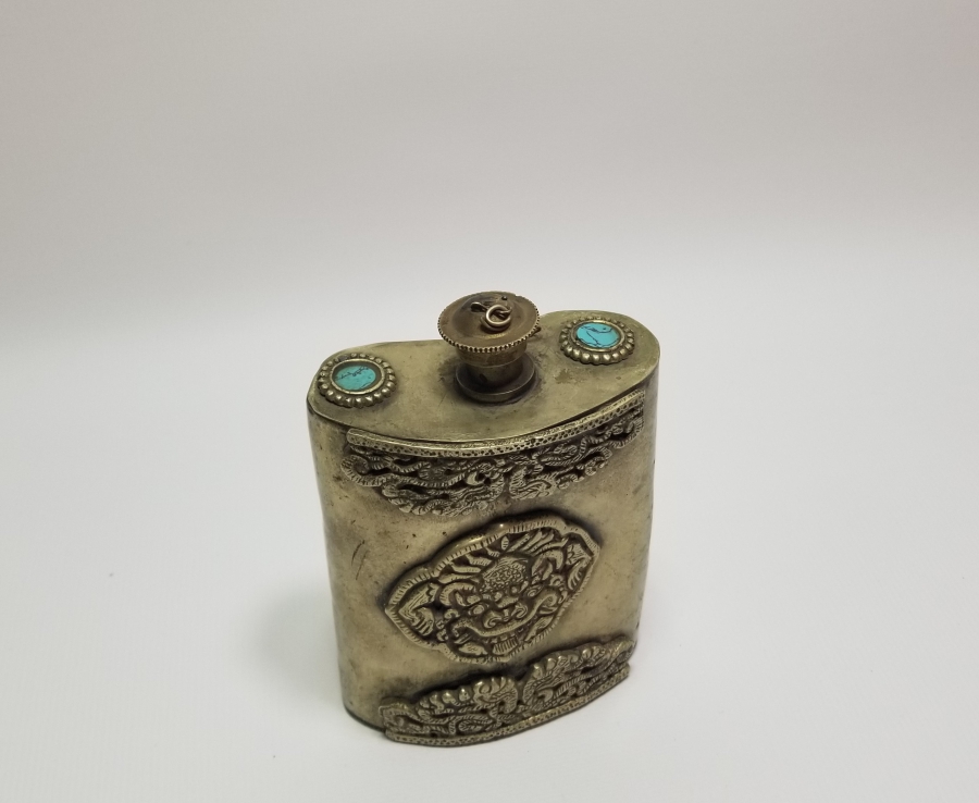 ÜZERİ KABARTMA İŞÇİLİKLİ UZAKDOĞU KUTSAL SU MATARASI