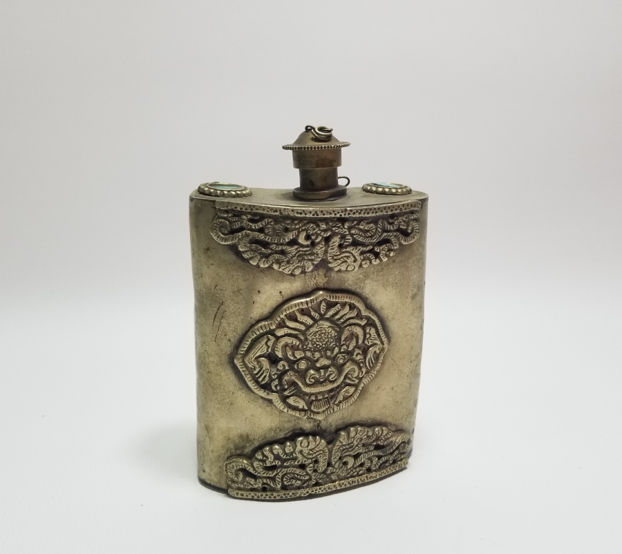 ÜZERİ KABARTMA İŞÇİLİKLİ UZAKDOĞU KUTSAL SU MATARASI