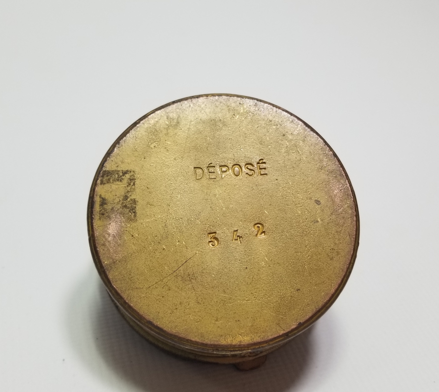 ANTİKA FRANSIZ GÜMÜŞ APLİKLİ VE KABARTMA İŞÇİLİKLİ KAPAKLI KUTU