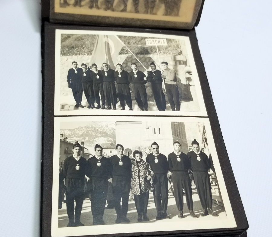 1956 YILI İTALYA OLİMPİYATLARI TÜRK MİLLİ KAYAK TAKIMI FOTOĞRAF ALBÜMÜ