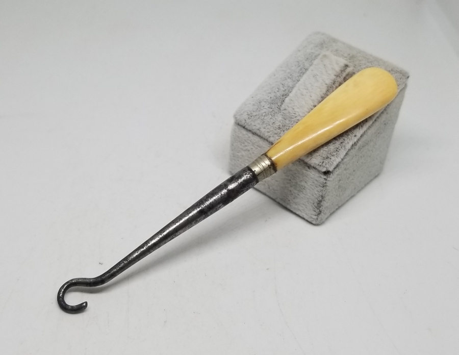 FİLDİŞİ TUTMAÇLI OSMANLI DÖNEMİ POTİN BAĞLAMA ALETİ