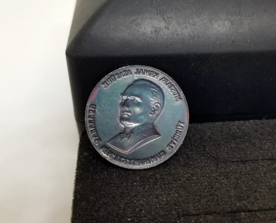 ANTİKA GÜMÜŞ ATATÜRK ROZETİ