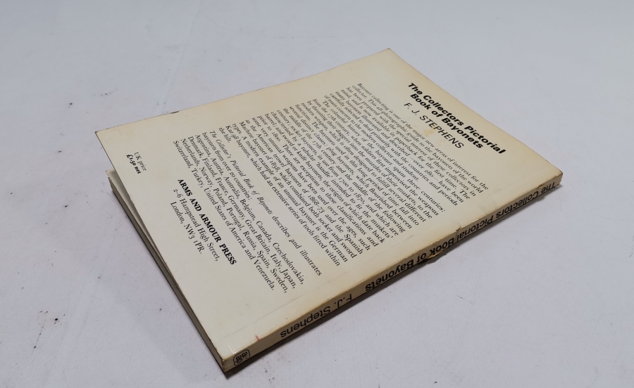 SÜNGÜLER KONULU 1971 TARİHLİ ANTİKA PRESTİJ KİTAP