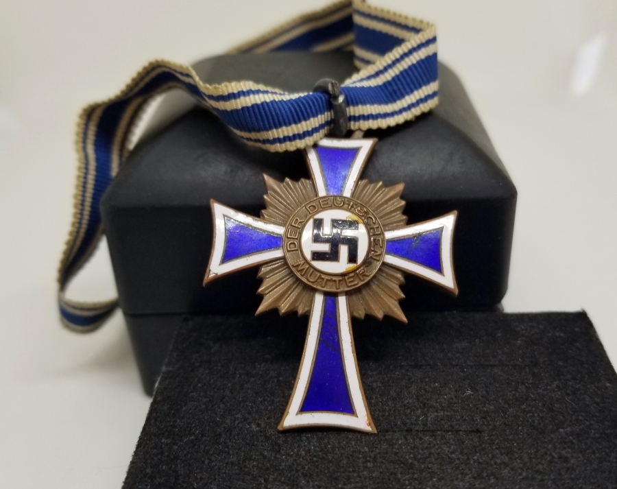 1938 NAZİ ALMAN ANNELİK ŞEREF MADALYASI