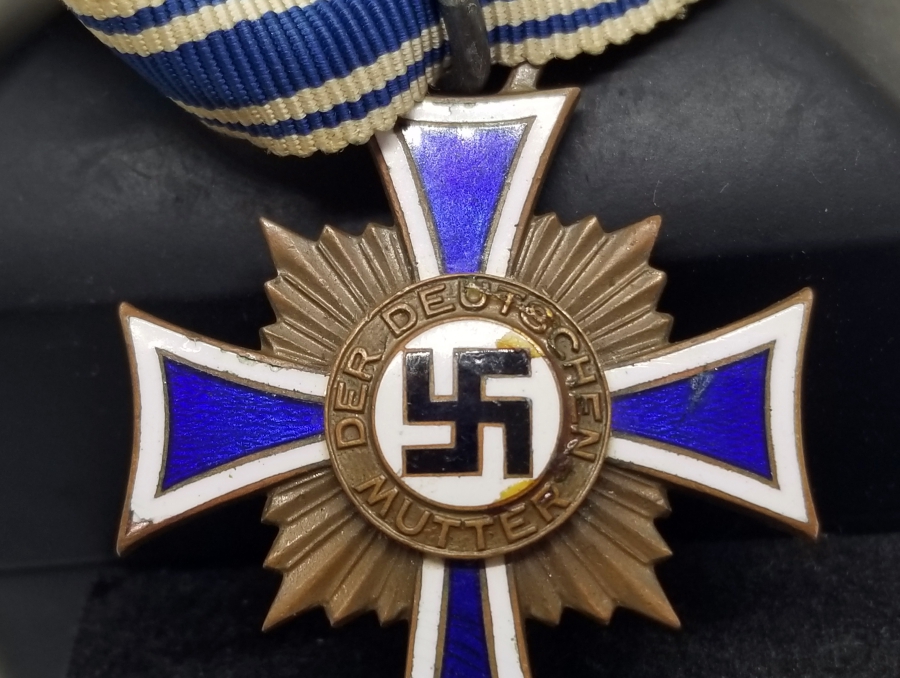 1938 NAZİ ALMAN ANNELİK ŞEREF MADALYASI