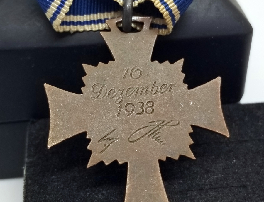 1938 NAZİ ALMAN ANNELİK ŞEREF MADALYASI