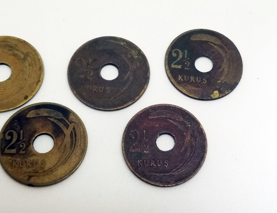 KOLEKSİYONLUK 1948-1949 YILI DELİKLİ 2.5 KURUŞ LOTU