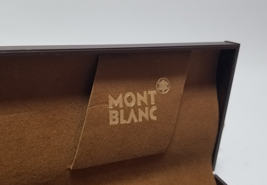 ORİJİNAL KUTUSUNDA VE EVRAKLARIYLA MONT BLANC KALEM TAKIMI
