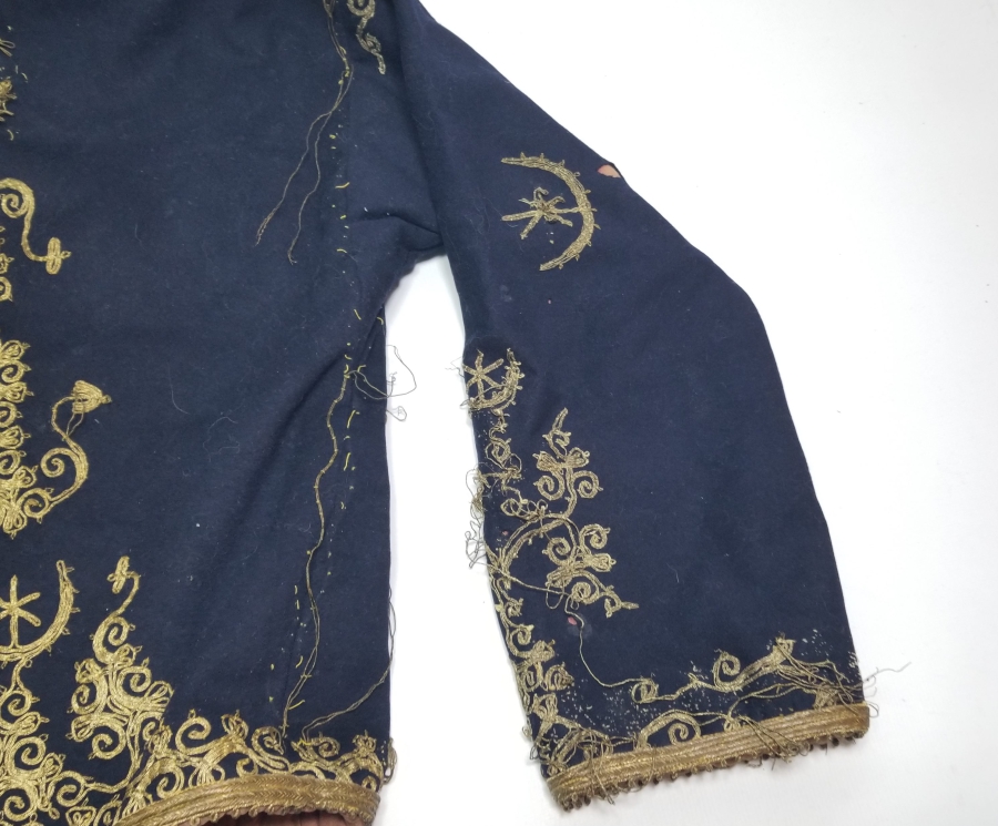 ÜZERİ AY YILDIZ FİGÜRLÜ OSMANLI DÖNEMİ ÇUHA DAMAT CEPKENİ