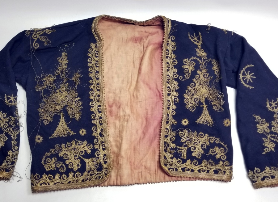 ÜZERİ AY YILDIZ FİGÜRLÜ OSMANLI DÖNEMİ ÇUHA DAMAT CEPKENİ