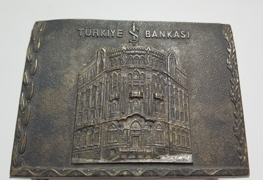 KABARTMA İŞÇİLİKLİ ANTİKA İŞ BANKASI PUL KUTUSU