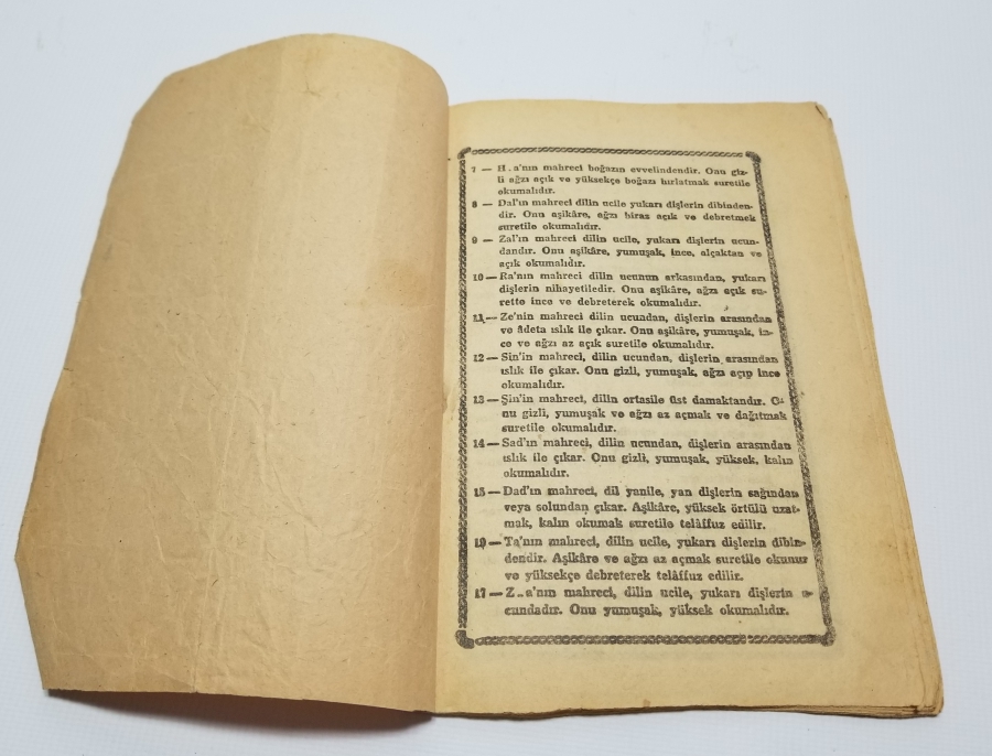 CUMHURİYET BAŞLARI TAŞ BASKI ELİFBA
