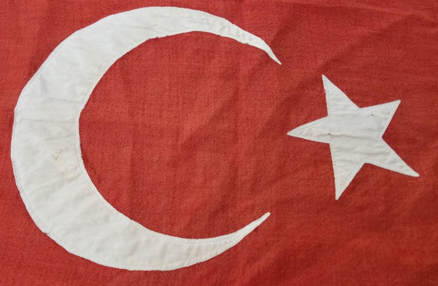 CUMHURİYET BAŞLARI EL YAPIMI YÜN BAYRAK