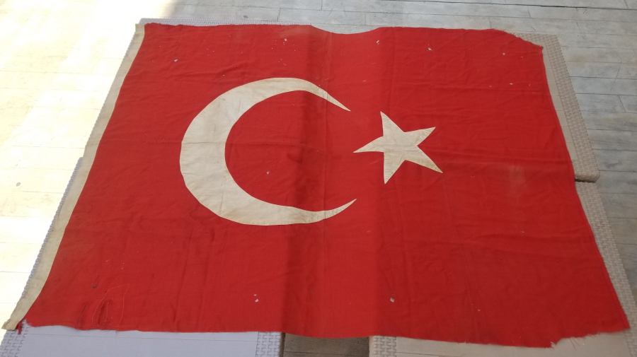 CUMHURİYET BAŞLARI EL YAPIMI DEV BOYDA YÜN BAYRAK