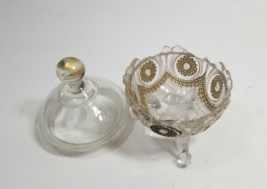 ÜZERİ ALTIN VARAKLI VE KRİSTAL KESME İŞÇİLİKLİ OSMANLI DÖNEMİ ÇOK NADİR KAPAKLI MACUNLUK