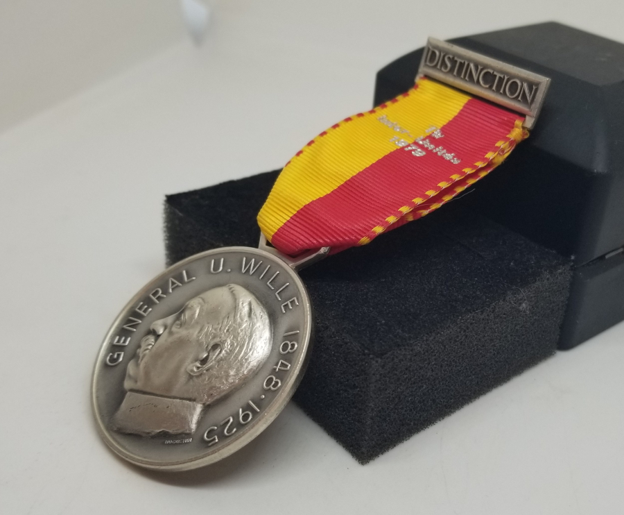 1979 TARİHLİ GÜMÜŞ KAPLAMA AVRUPA MADALYA