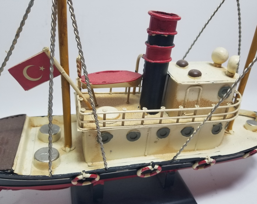 DEKORATİF GEMİ FORMLU MASAÜSTÜ OBJESİ