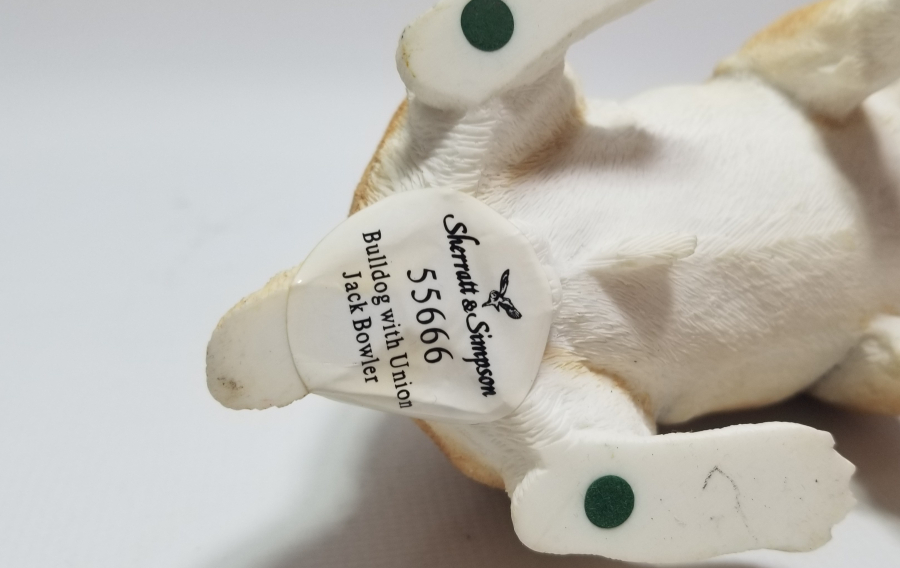 DEKORATİF KÖPEK FİGÜRÜ