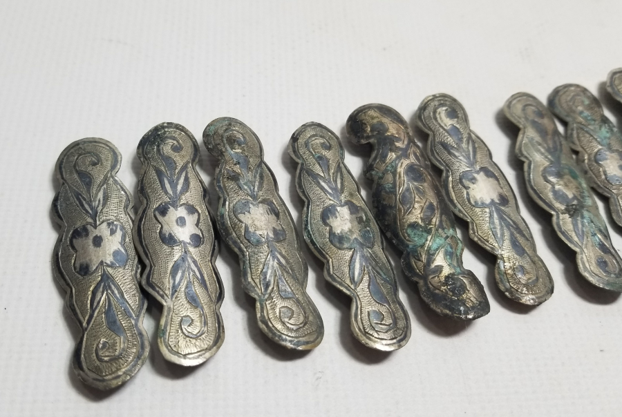 ÜZERİ SAVATLI OSMANLI DÖNEMİ GÜMÜŞ KEMER PARÇALARI