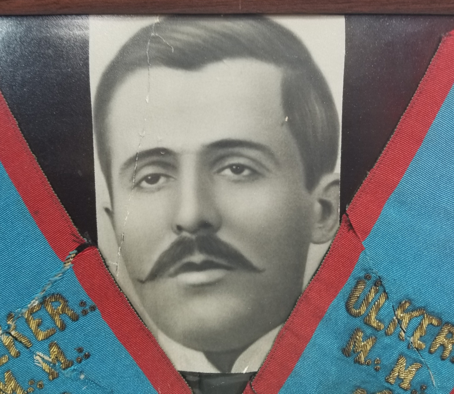 GÜMÜŞ SIRMA İŞÇİLİKLİ TAMAMI EL YAPIMI ANTİKA MASONİK BOYUN BAĞI