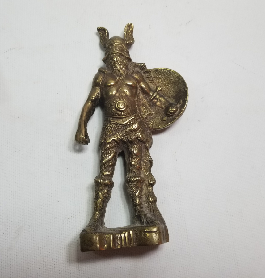 KABARTMA İŞÇİLİKLİ BRONZ DÖKÜM VİKİNG HEYKELİ