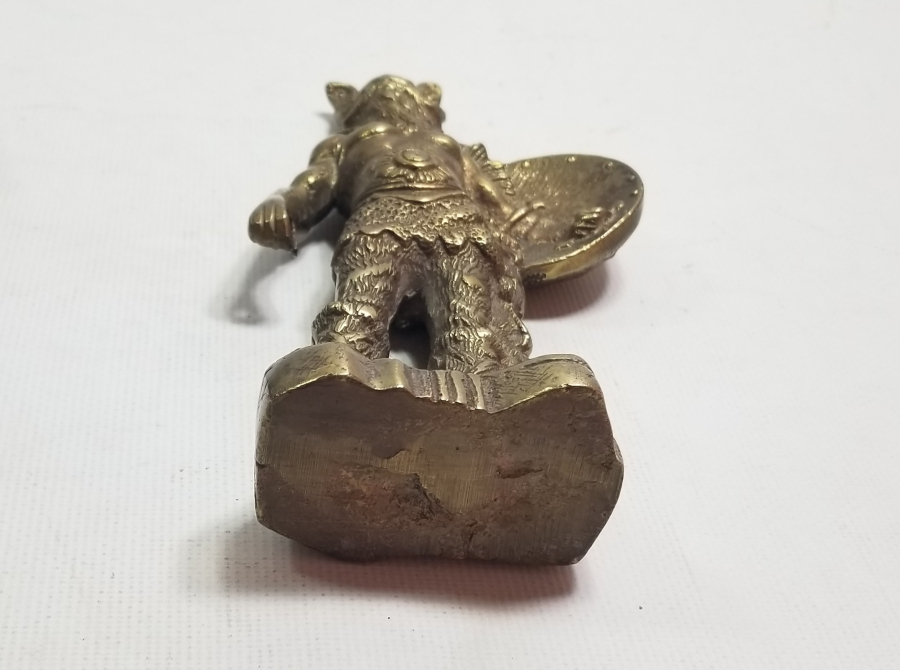 KABARTMA İŞÇİLİKLİ BRONZ DÖKÜM VİKİNG HEYKELİ
