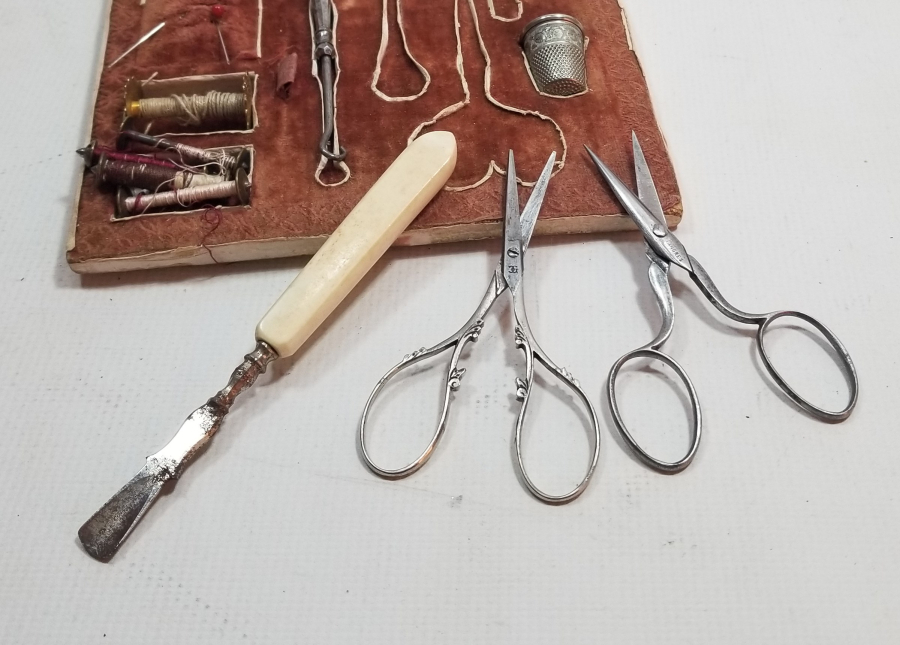 OSMANLI DÖNEMİ SEYAHAT DİKİŞ TAKIMI