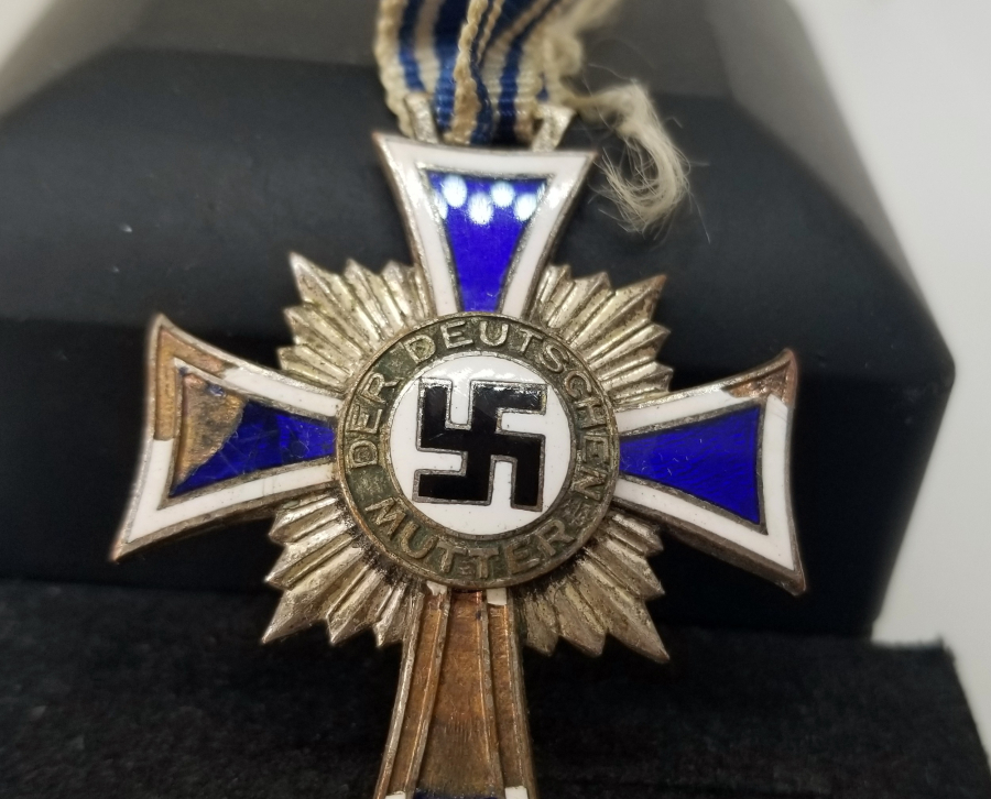 1938 NAZİ ALMAN ANNELİK ŞEREF MADALYASI
