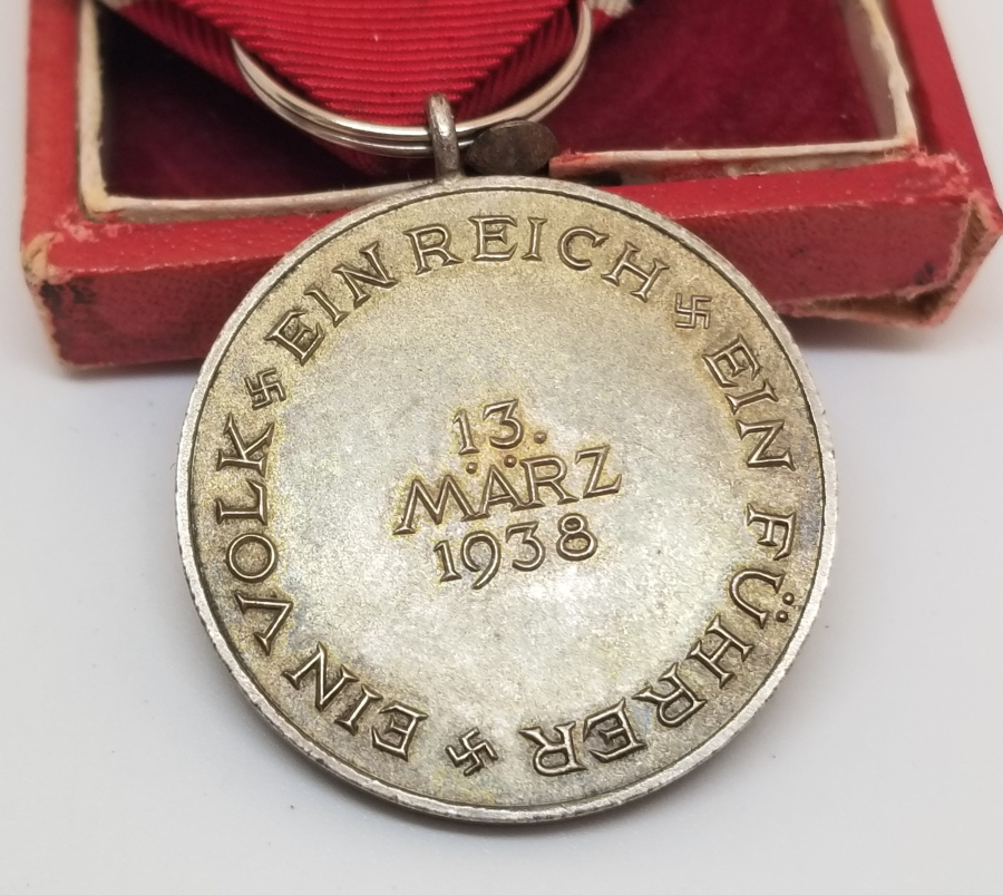 ORİJİNAL KUTUSUNDA NAZİ ANSCHLUSS HATIRA MADALYASI