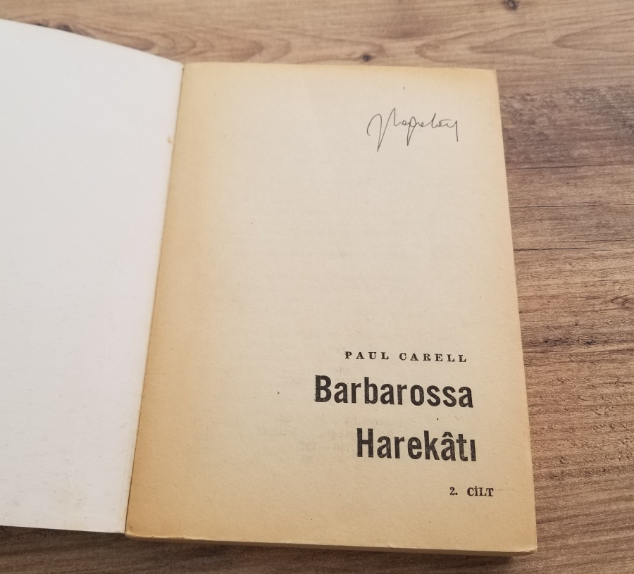 BARBAROSSA HAREKATI KONULU KİTAP