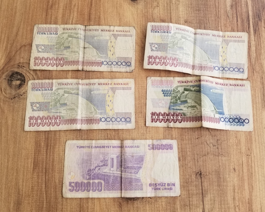 7. EMİSYON 4 ADET 1 MİLYON TÜRK LİRASI VE 1 ADET 500 BİN TÜRK LİRASI