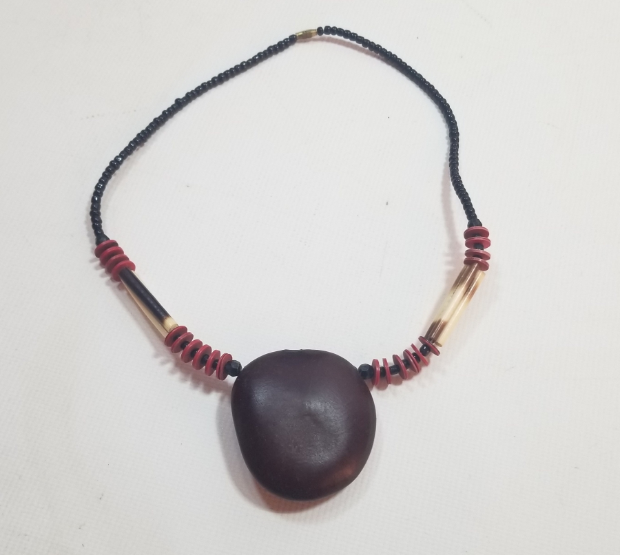 ÜZERİ DOĞAL TAŞLI BİJUTERİ GERDANLIK