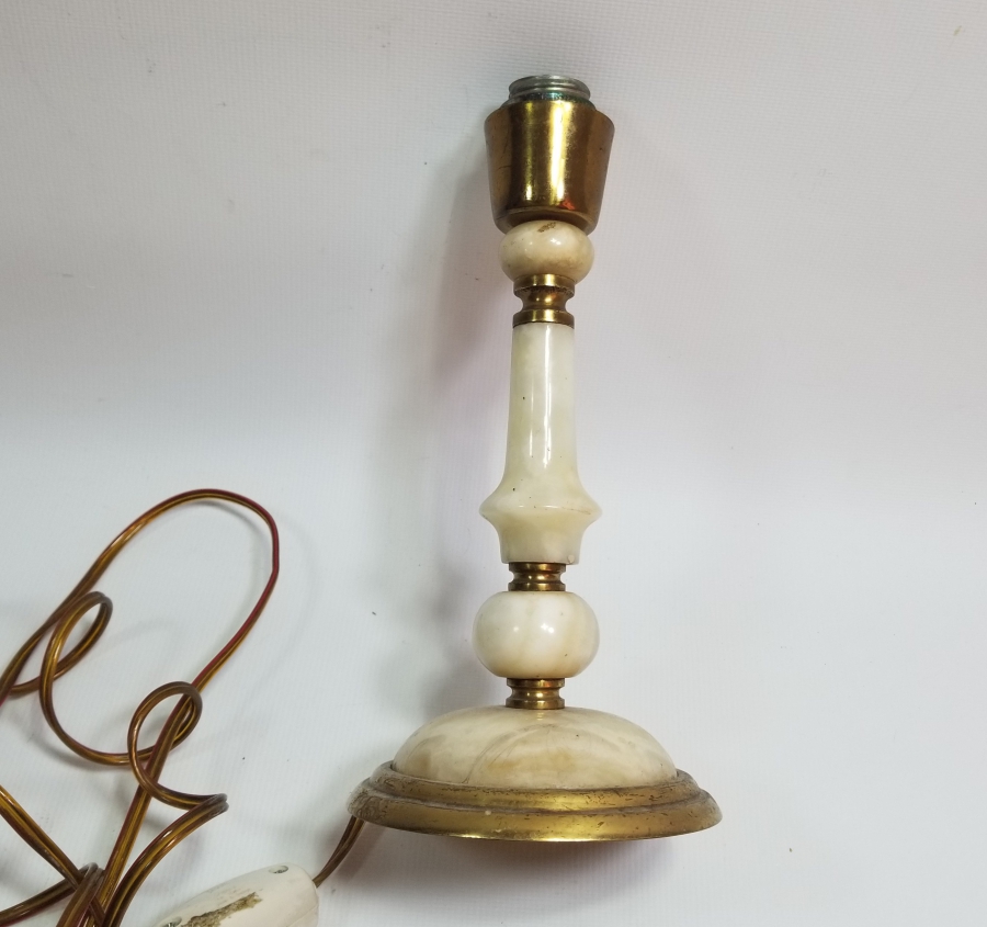 MERMER APLİKLİ ANTİKA ABAJUR LAMBASI